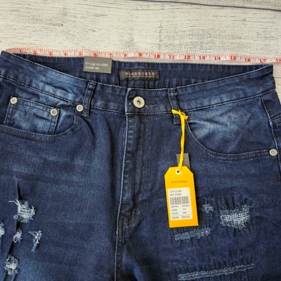 Men's Distressed Denim Shorts - Dark Blue Size 34 and 36 Available - Picture 8 of 11